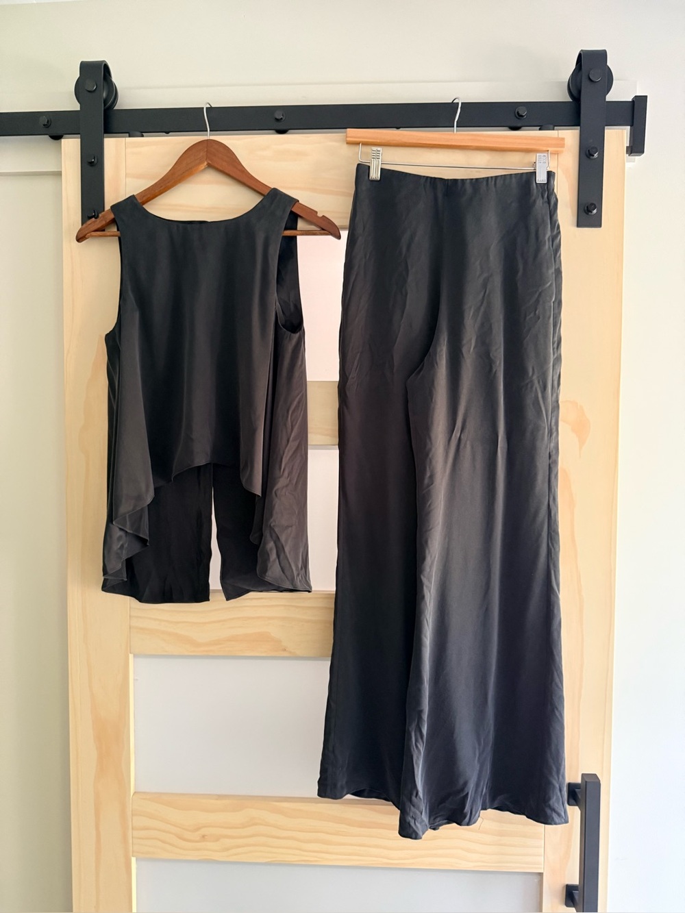 Lunya Washable Silk Back Slit Pajama Pant Set XS NWOT